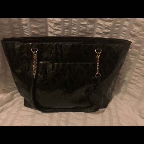 Michael Kors Handbags - Michael Kors Purse Michael Kors Handbags - Michael Kors Purse